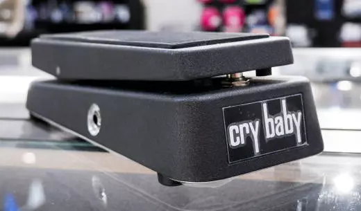 Dunlop - Cry Baby Standard Wah Pedal 2